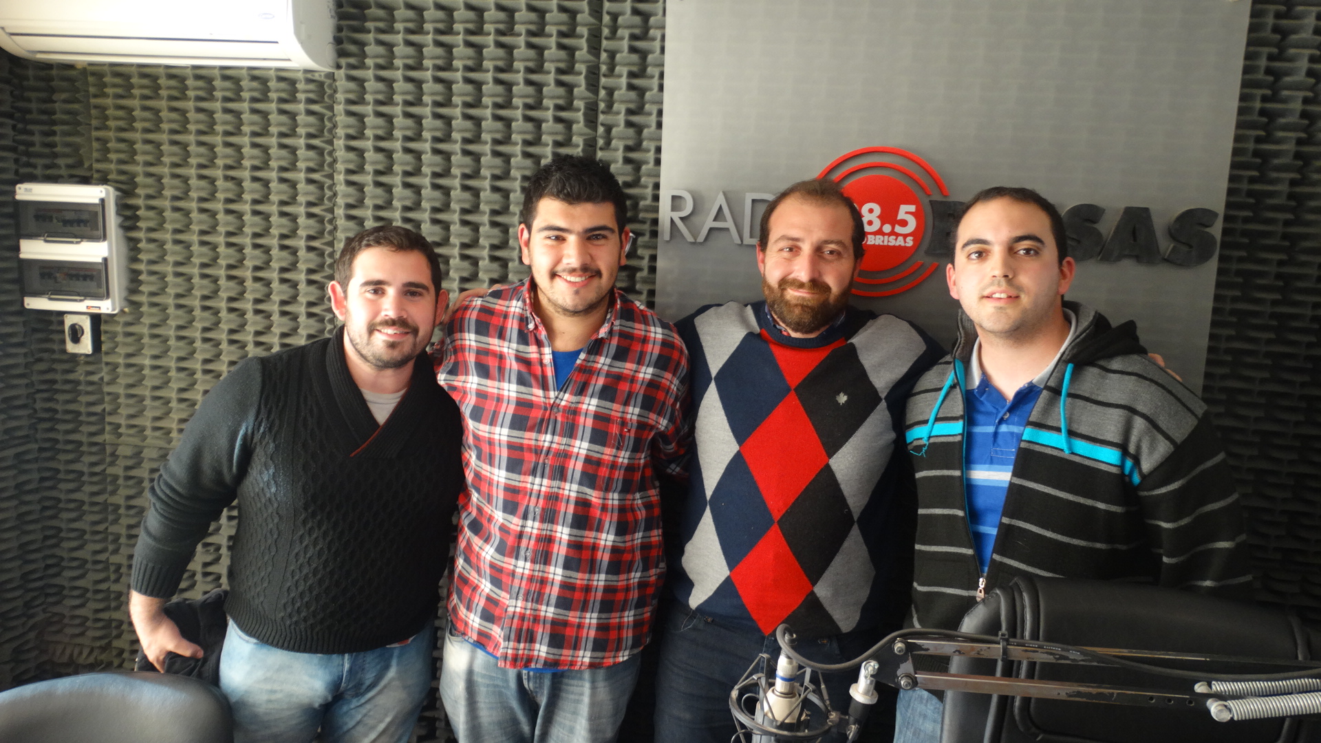 Entrevista en Radio Brisas con los organizadores de la próxima jornada de capacitación y discusión