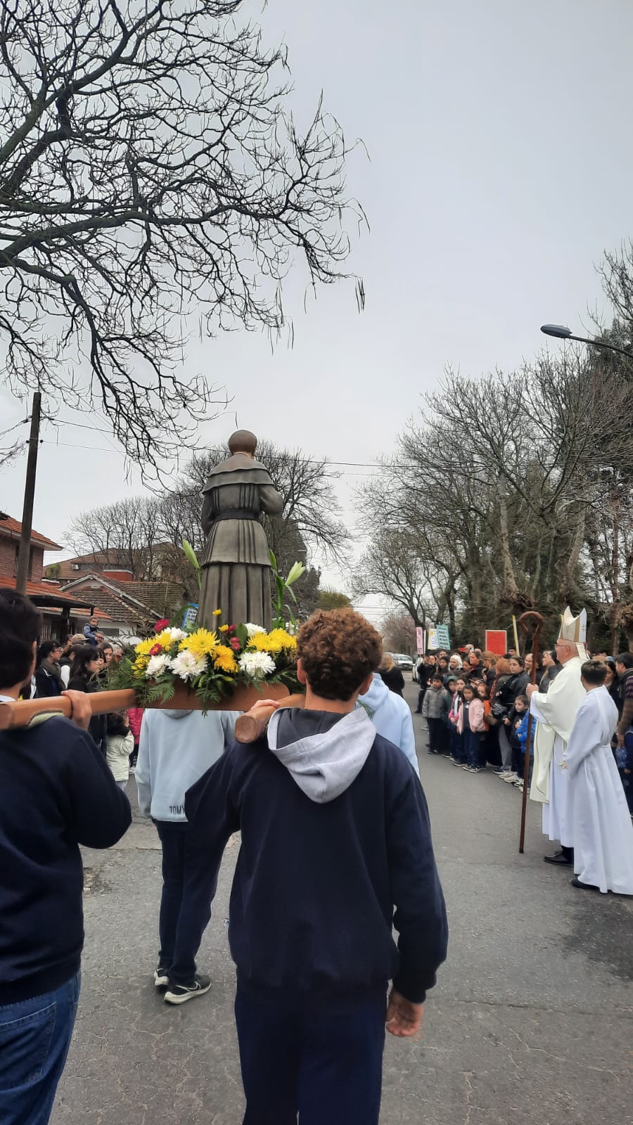 La comunidad educativa del Divino Rostro celebró con procesión y Misa a la Beata Savina Petrilli