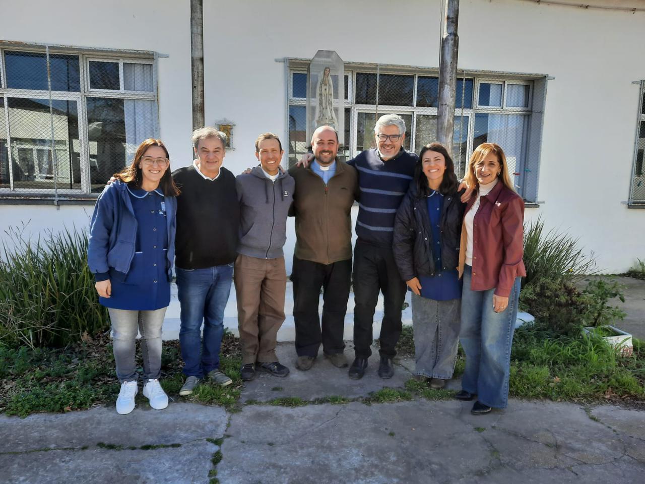 Visita de miembros de JuREC a escuelas de San Manuel y Quequén